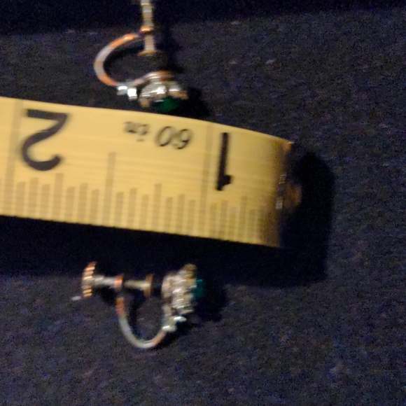 Vintage Screw on Earrings with green stone and crystals - Picture 7 of 8